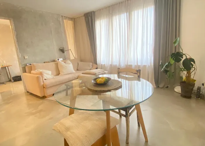 Modern Sunny Flat In Neukolln بيت ضيافة